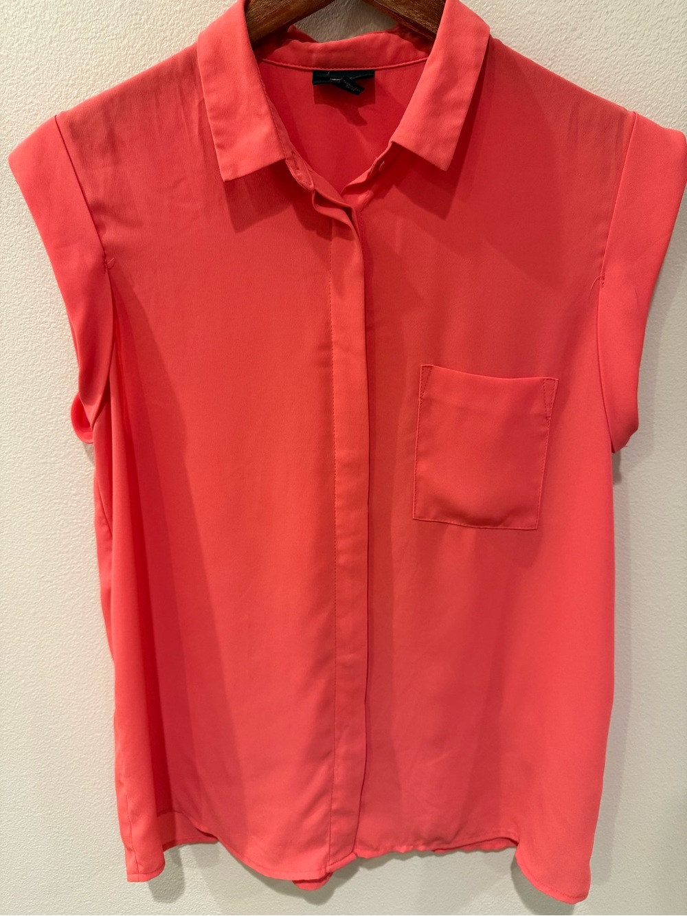 Mossimo Supply Co. Coral Sleeveless Button-Down Pocket Blouse